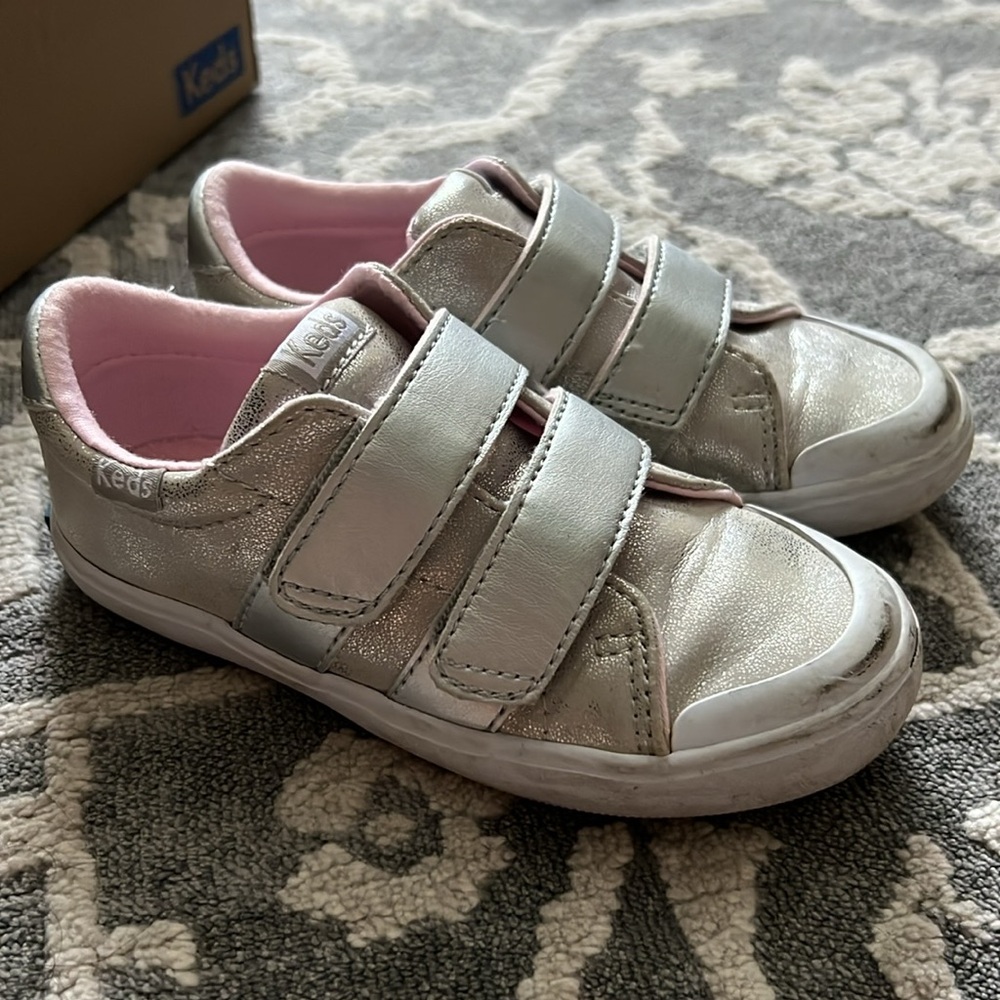 Keds Courtney girls sneakers toddler size 9.5 silver
